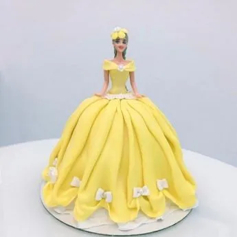 Торт в виде принцессы 1